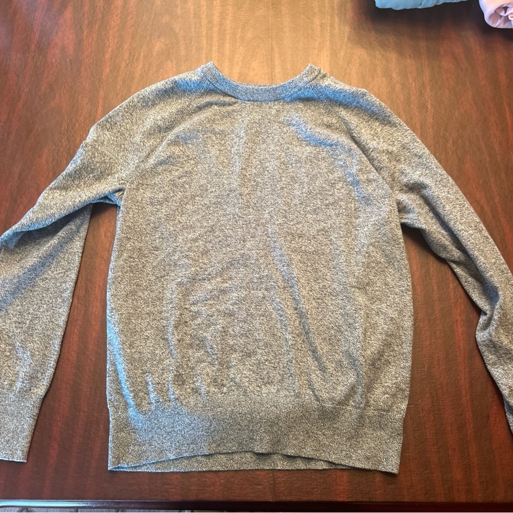 Banana Republic Gray Crewneck Sweater with Ribbed Details
